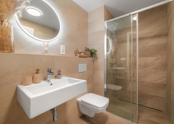 Apartman Pronajem Utulneho A Vybaveneho Bytu *